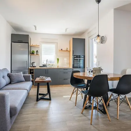 Pejakovic 2 By Interhome *