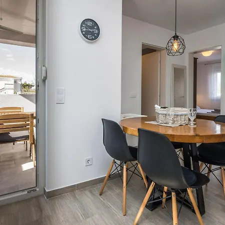 Апартаменты Pejakovic 2 By Interhome