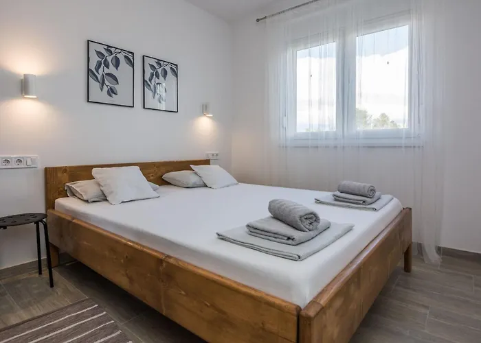 Pejakovic 2 By Interhome Апартаменты *