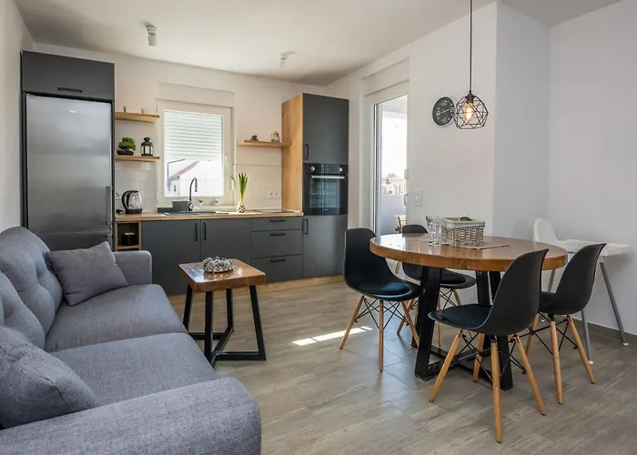 Pejakovic 2 By Interhome Apartman *